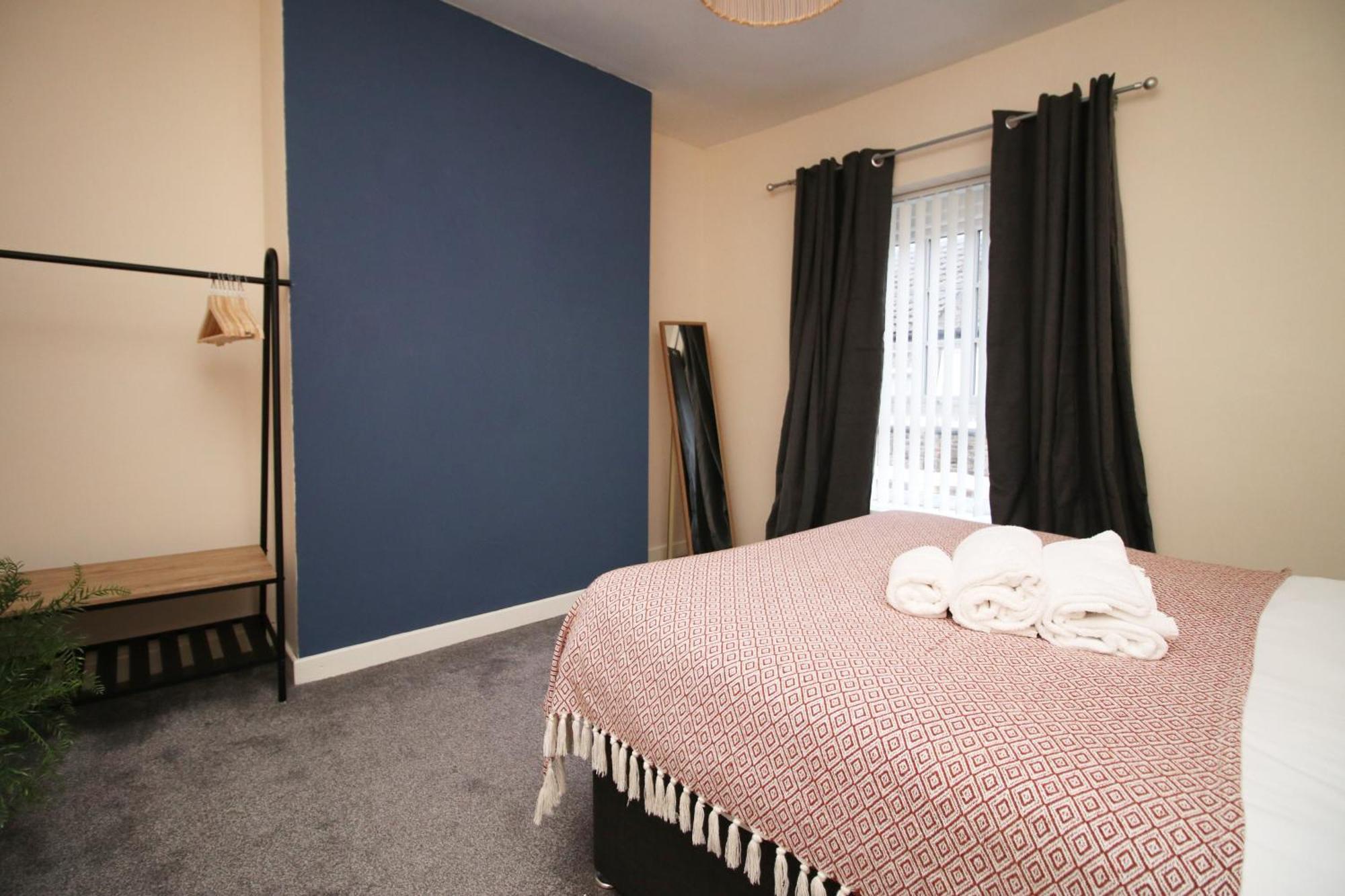 Cosy 3Br Home, Scenic Views, Ideal For Walks & Work Abertillery Dış mekan fotoğraf